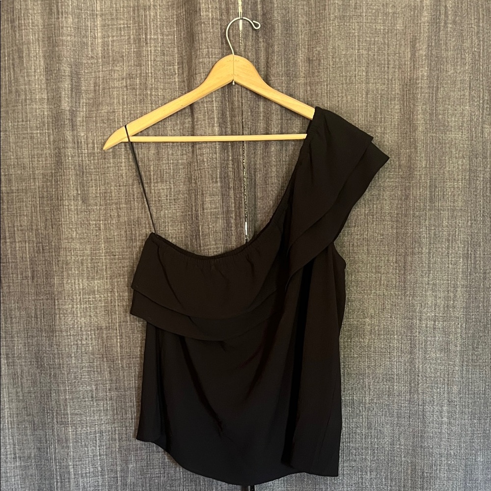 Apt 9 black one shoulder flutter blouse size XL